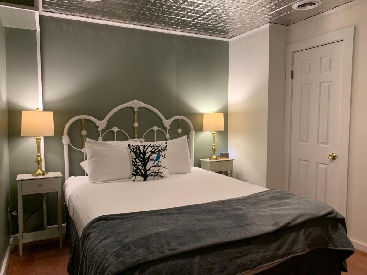 The Nutmeg Vermont 3*